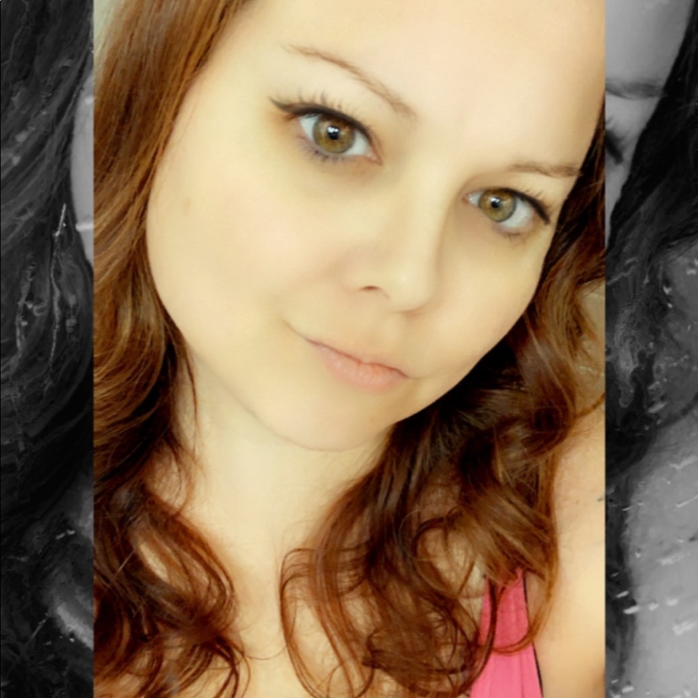 Meet your Posher, Kellie